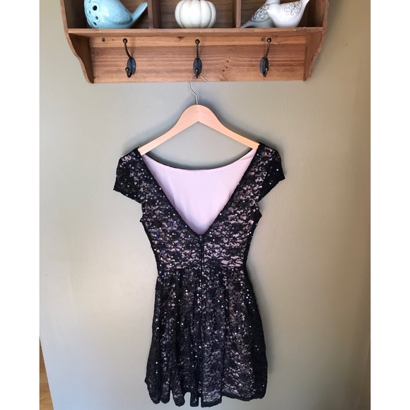 B. Darlin Black Sequin Cocktail Dress - Picture 2 of 3